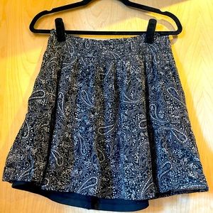 Old navy size M skirt